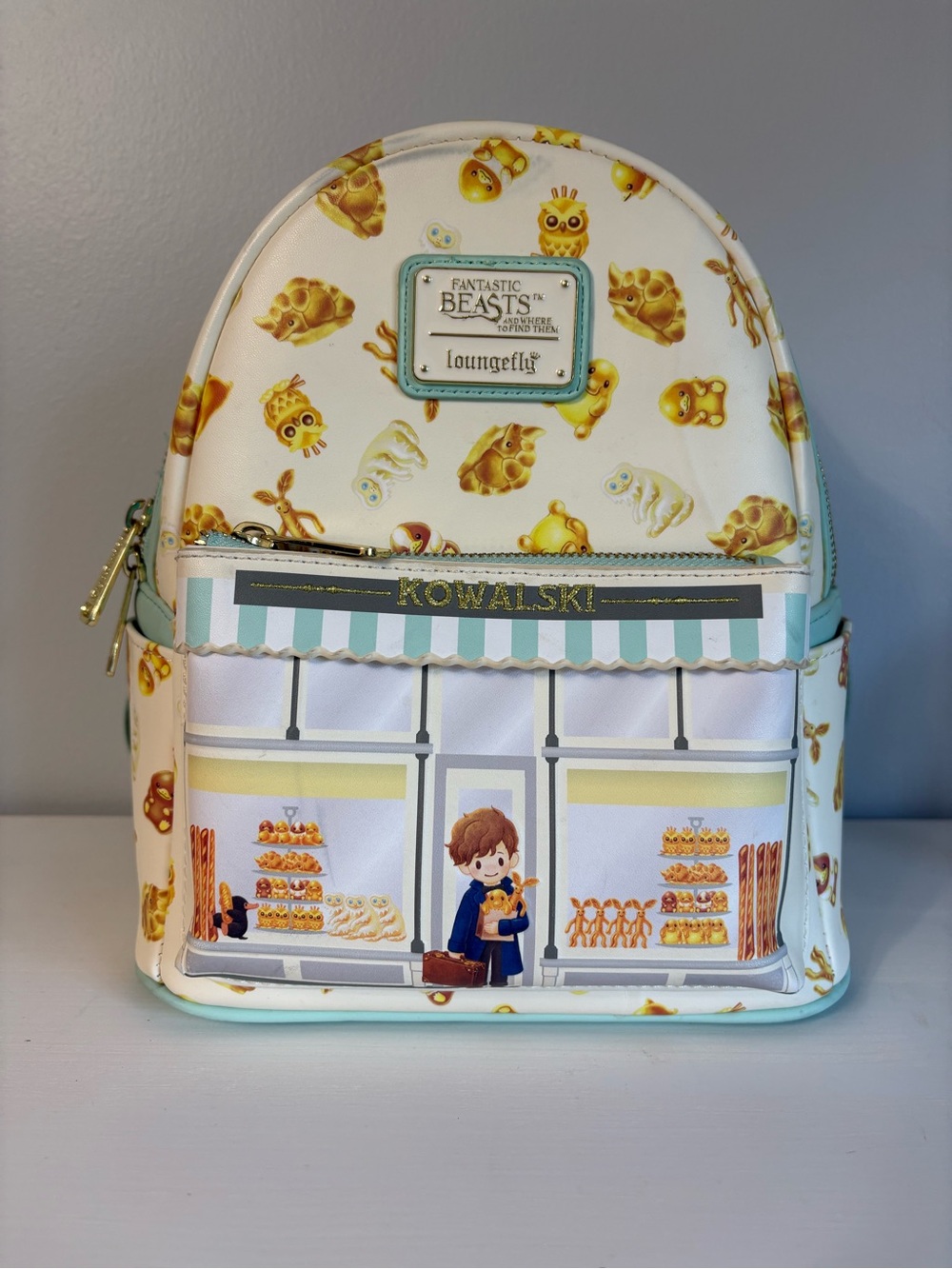 Loungefly Fantastic Beasts Kowalski Bakery Mini Backpack Vintage-Inspired Retro